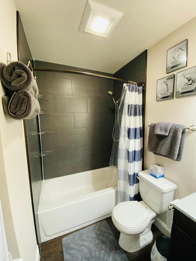 Beautiful 2 Bedroom 1 Bath Apartment With Private Garage أنكوراج المظهر الخارجي الصورة
